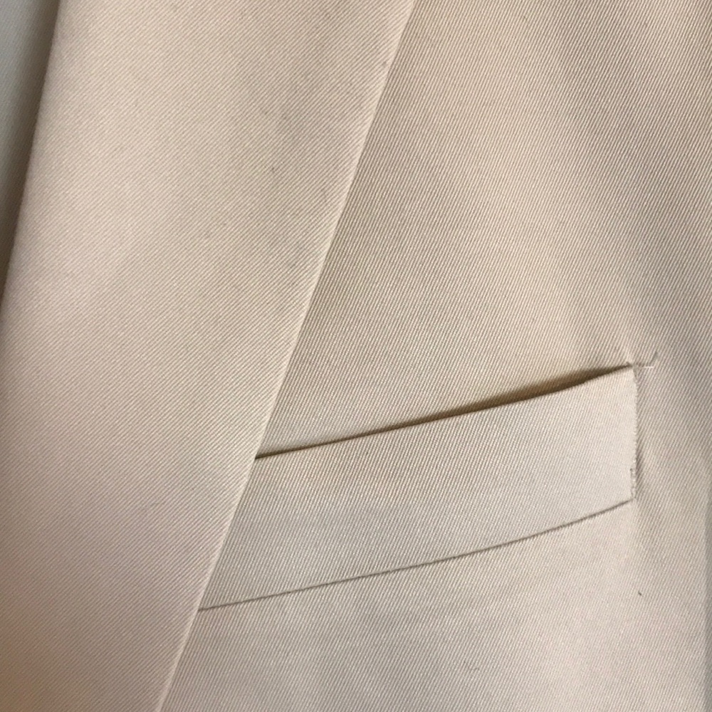 Kenneth Cole ivory cotton suit (38 R 32x32 pants) - Picture 2 of 4